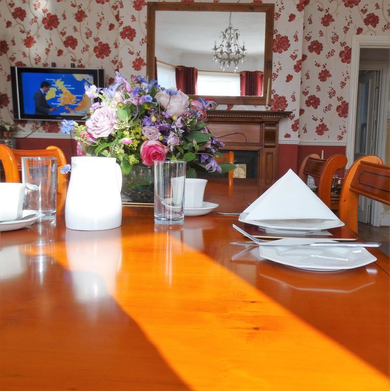 The Corner House Bed & Breakfast Lowestoft Exterior photo